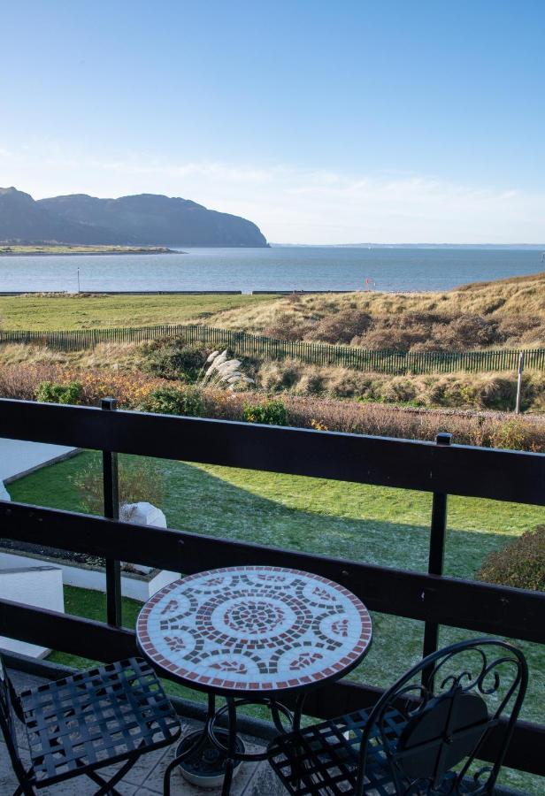 32 Deganwy Beach ภายนอก รูปภาพ